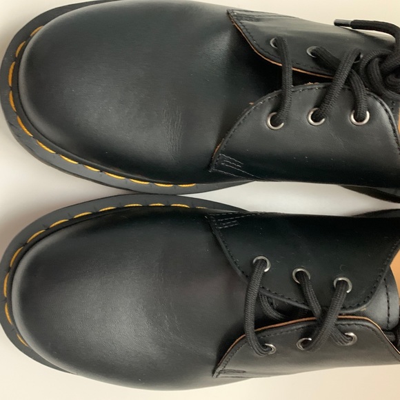 Dr. Martens 1461 3-Eye Gibson Flat Shoes - Picture 5 of 10